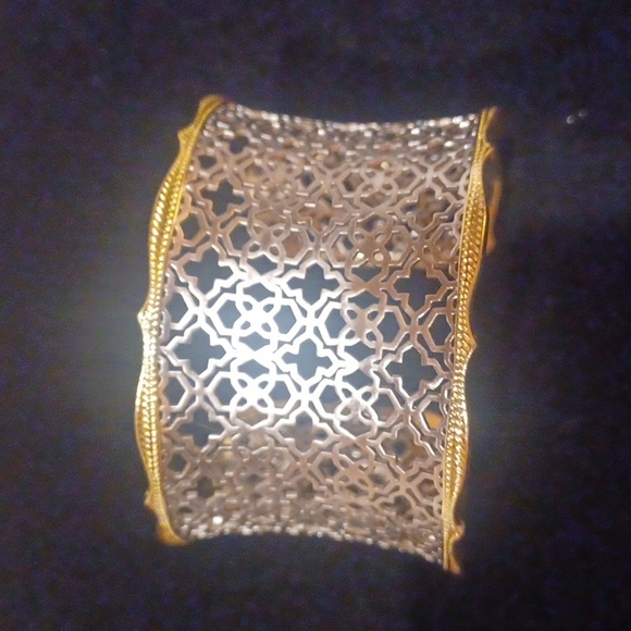 Kendra Scott Candice Cuff - Picture 3 of 4